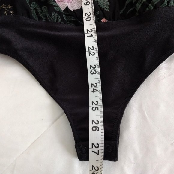 LOVERS & FRIENDS Laya Bodysuit XS‎ Black Pink Green Embroidered Long Sleeve - Picture 13 of 13